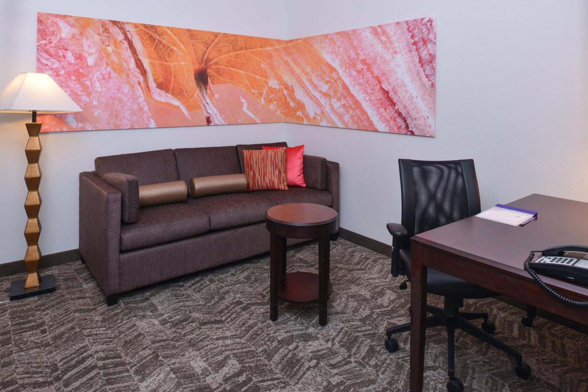 Springhill Suites By Marriott Oklahoma City Airport Bagian luar foto
